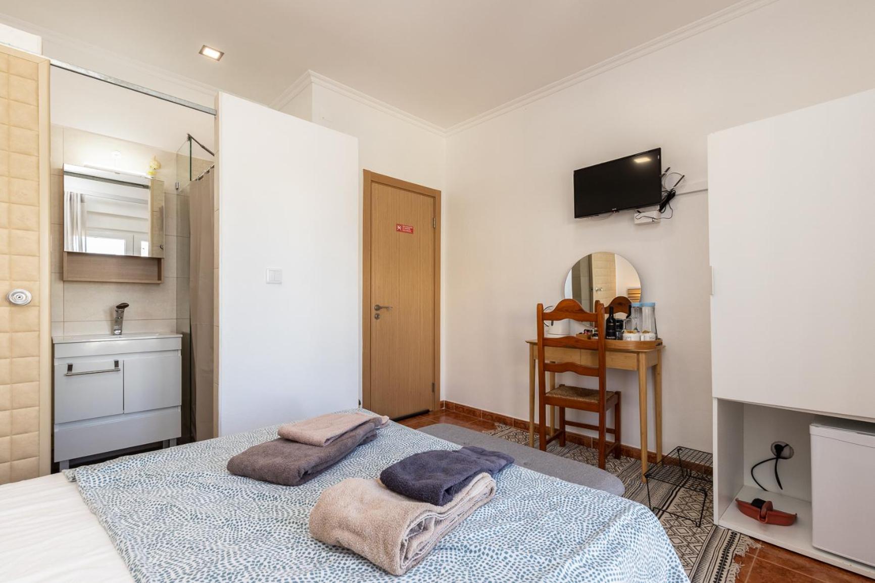 Porta Nova Guesthouse By R-Tex Tavira Chambre photo